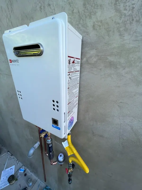 Tankless water heater installation for Ashcroft Heights homes